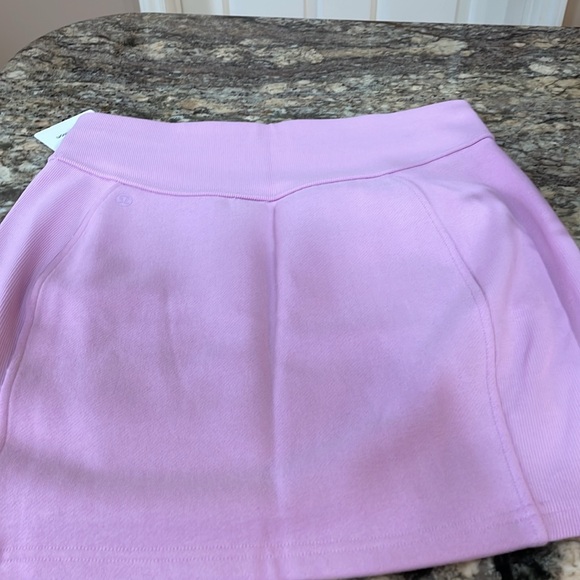 NWT Lululemon Scuba HR Mini Skirt - Picture 5 of 7